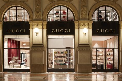 gucci sede legale milano|boutique Gucci milan.